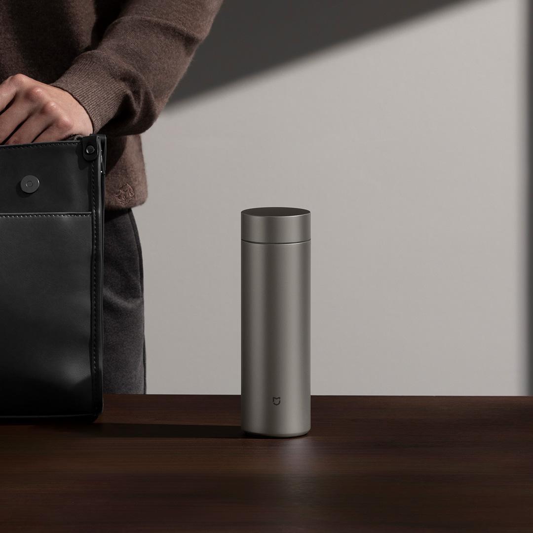 Xiaomi スマートサーモス真空フラスコ Ti 2 純チタ - Smart Home Yeelight のレビューと価格